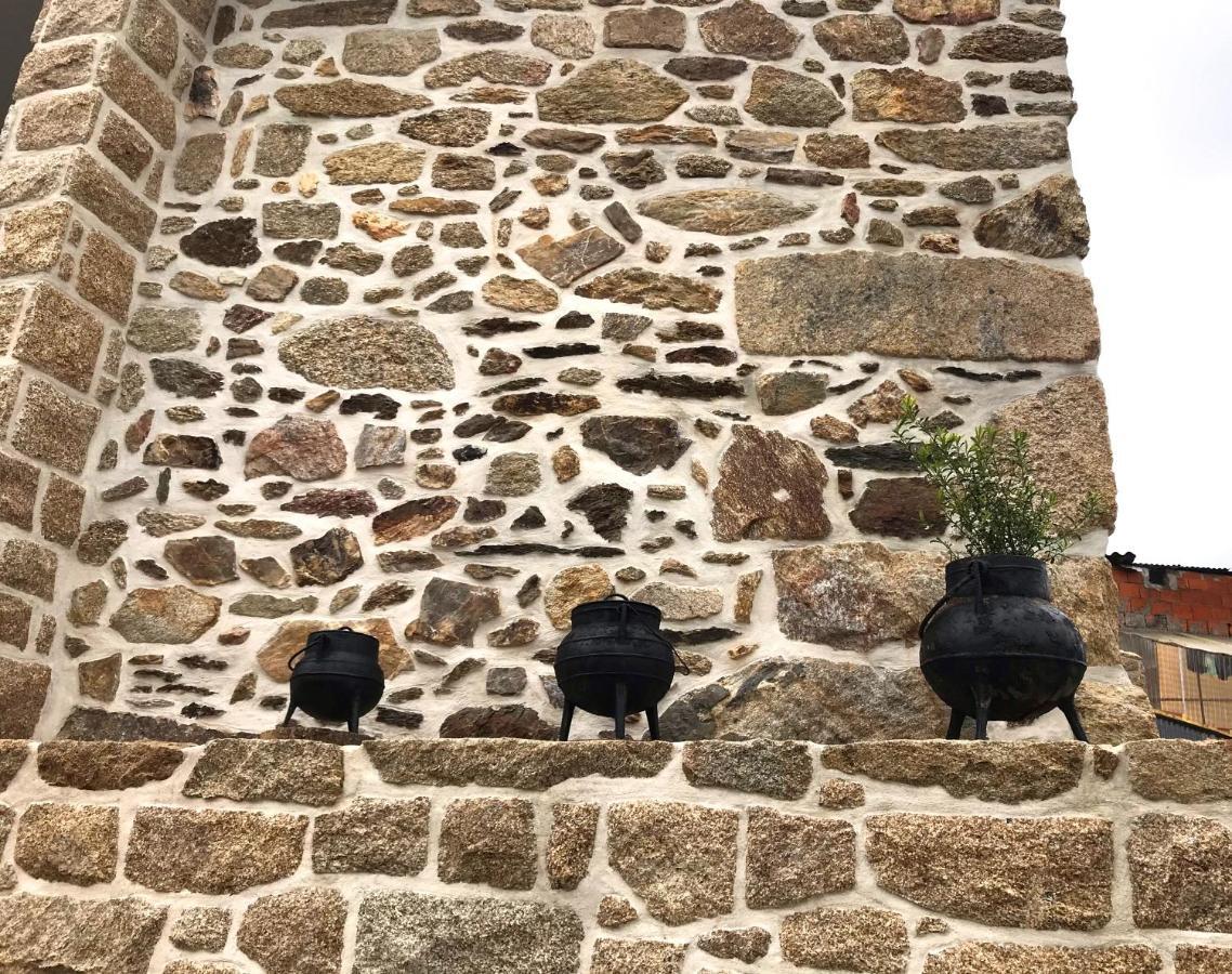 オリヴェイラ・デ・アゼメーイス Casa Do Caminho - Osselaヴィラ エクステリア 写真